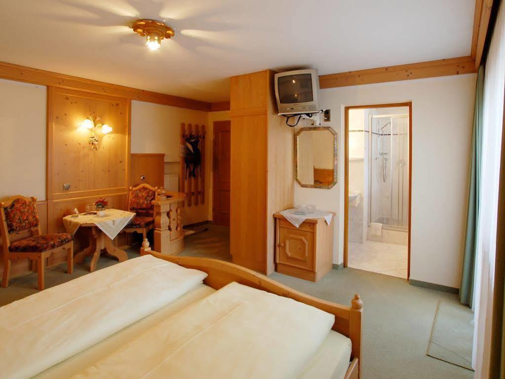 Hotel Gebirgshaeusl Engedey المظهر الخارجي الصورة